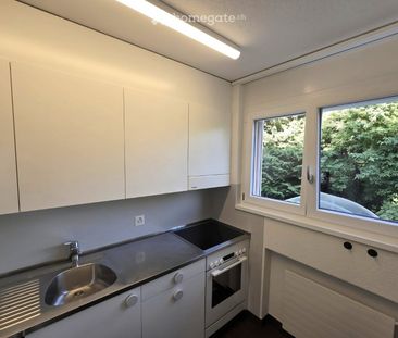helle, ruhige 3.5 Zimmer Wohnung im Grünen, Seesicht - Photo 5