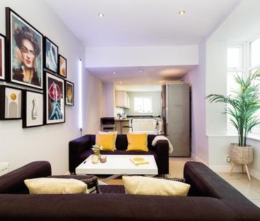 5 bedroom terraced house to rent - Photo 1