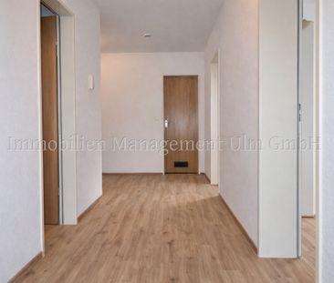 Schöne 3-Zimmer-Wohnung mit Balkon und Garage! - Photo 3