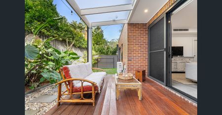 Architectural Townhouse with a Family Focus - Photo 2