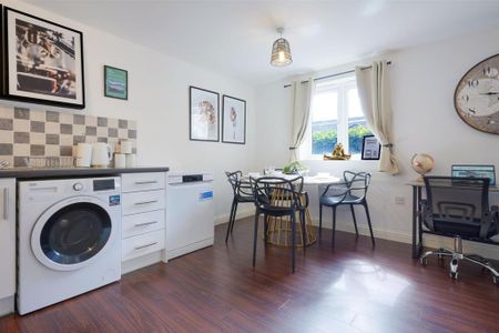 2 bedroom serviced apartment to rent - Photo 2