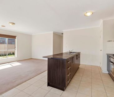 Spacious Family Home - Photo 6