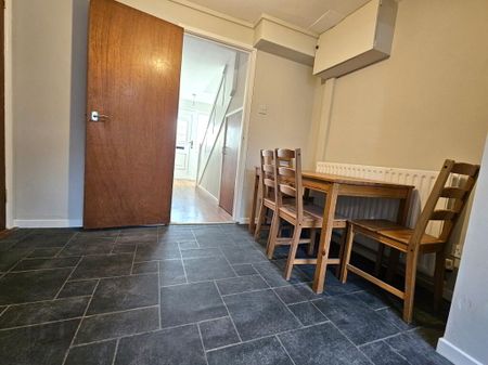 39 Moylinney Park, Antrim, BT41 1NJ - Photo 2