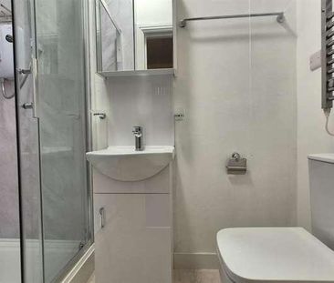 Flat College Road, Moseley, Birmingham, B13 - Photo 2