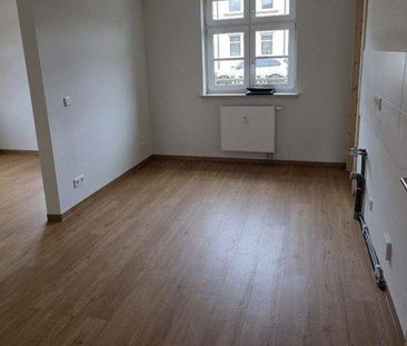 Neu sanierte Wohnung mit schicker Ausstattung wartet! - Photo 2