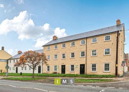 Kingsclere Road, Bicester, OX26 - Photo 2