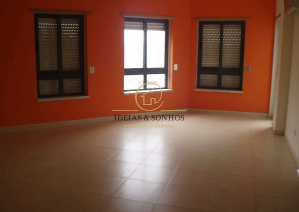 Apartamento T2 em Setúbal
