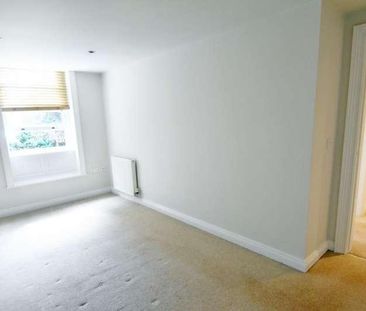 Elton House, Elton Vale Road, BL8 - Photo 6