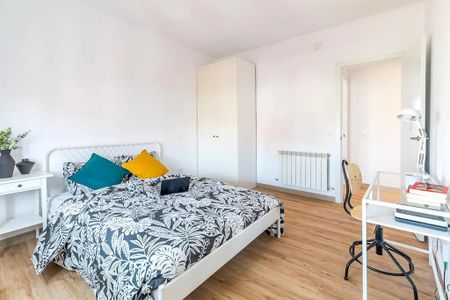 Calle de las Matas, Madrid, Community of Madrid 28039 - Photo 4