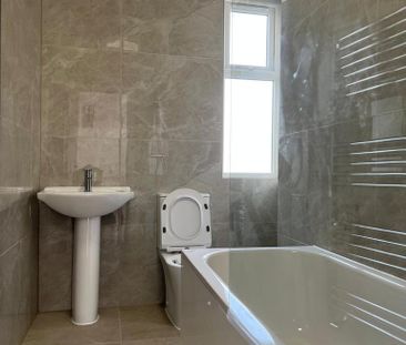 2 bedroom apartment to rent - Photo 6