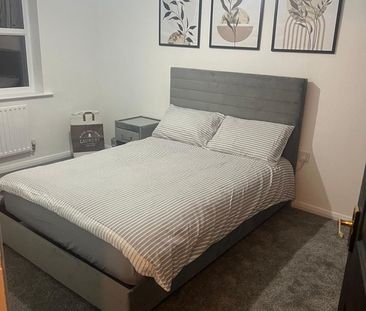 Room in a Shared House, Banksman Close, NG3 - Photo 2