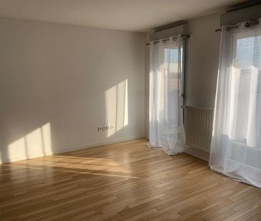 Location Appartement 3 pièces 61m² - Photo 1