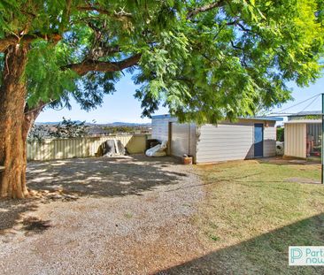 9 Peel Street, TAMWORTH NSW 2340 - Photo 4