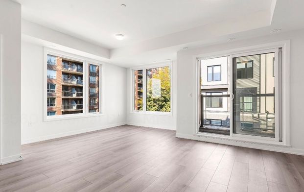 For Lease - 3560 Colonial Drive Unit# 2, Mississauga, Ontario - Photo 1