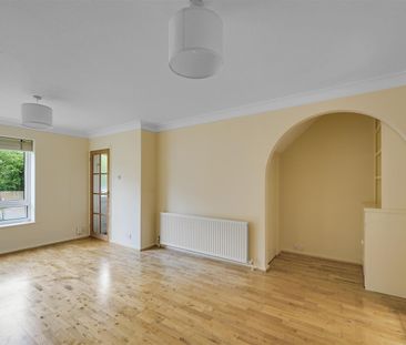 House To Let - Photo 5