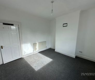 2 Bed Flat, Osborne Road, E7 - Photo 1