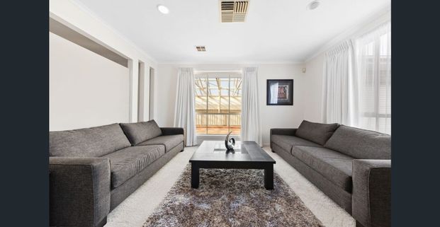 Spacious Family Home - Photo 1