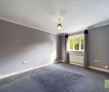 Goddard Way, Bracknell, Berkshire, RG42 - Photo 2