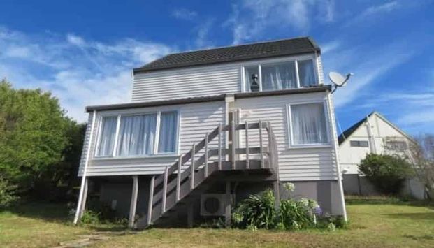 Spacious home in Churton Park - Photo 1