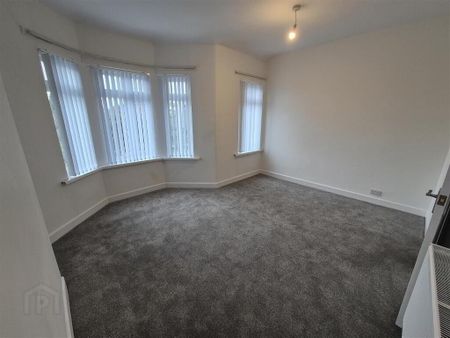 137 Belfast Road, Bangor, BT20 3PP - Photo 4