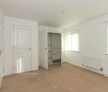 Primrose Avenue, Sittingbourne, ME10 - Photo 3