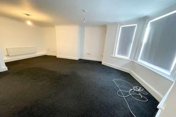 Marine Parade, Worthing, BN11 - Photo 1