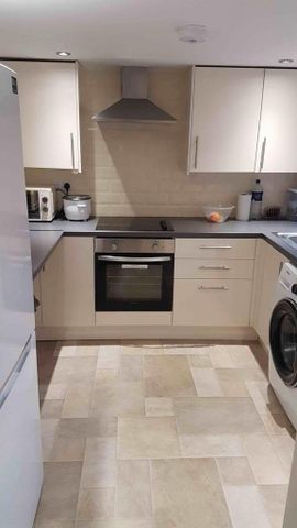 3 bedroom house share to rent - Photo 3