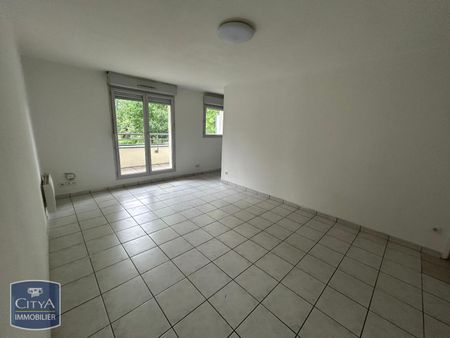 Location Appartement 2 pièces 48m² DOUAI 59500 - Photo 2