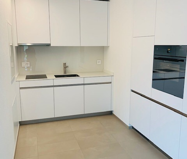 Helle 1.5-Zimmer-Wohnung mit Charme im Herzen von Küsnacht - 3. OG - Photo 4