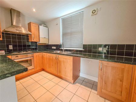 2 bedroom terraced house to rent - Photo 4