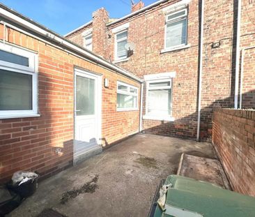3 bedroom terraced house to rent - Photo 6