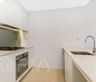 Modern 1 Bedroom+Study Apartment For Lease - Photo 4