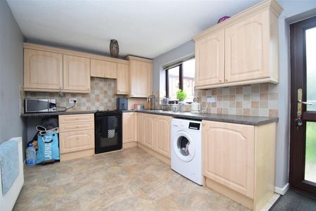 Fernleigh Court, Wakefield - Photo 5