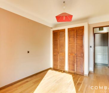 Location Appartement 2 pièces 44m² LA CIOTAT 13600 - Photo 3