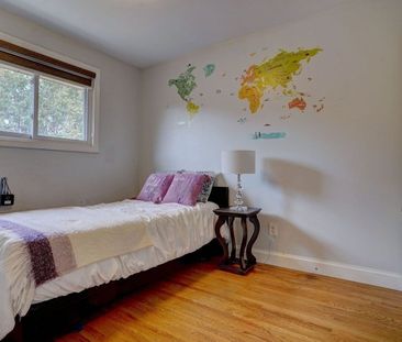 For Lease - 1051 Willowdale Avenue Unit# Main Fl, Oshawa, Ontario - Photo 3