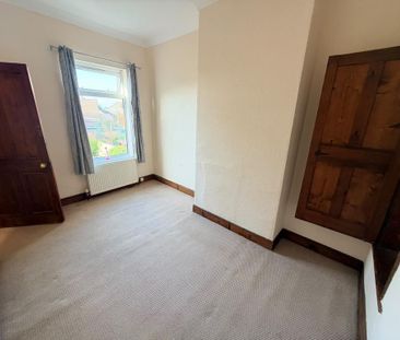 2 bedroom property to rent - Photo 4