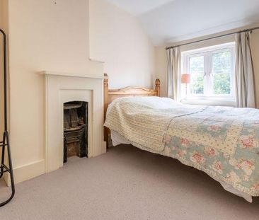 2 bedroom semi-detached house to rent - Photo 4