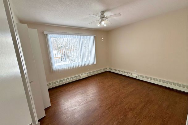 For Lease - 301 West Street Unit# 8, Orillia, Ontario - Photo 1