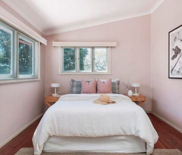 House by Nelson Bay CBD - Photo 1