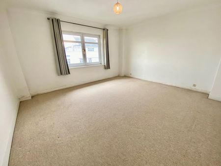 Bournemouth Buckingham Mansions Bath Road, BH1, Dorset - Photo 2