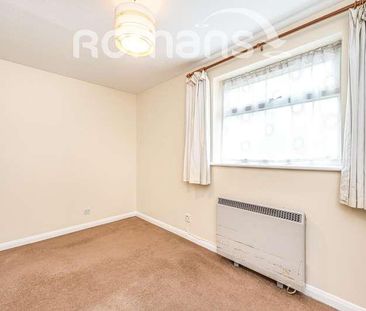 Cannock Way, Earley, RG6 - Photo 2