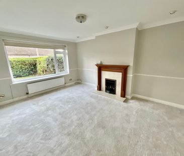 9 Burniston Gardens, YO13 0HW, Scarborough - Photo 2