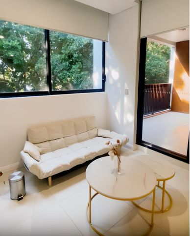 3 bed 2 bath - Photo 2