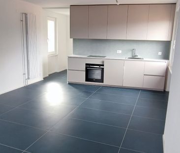 Cercasi subentrante per casa indipendente 4.5 locali - Photo 2