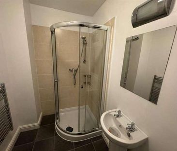 Bingley Road, Shipley, BD18 - Photo 6