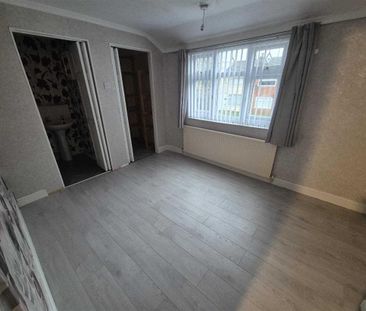 Melville Close - Photo 4