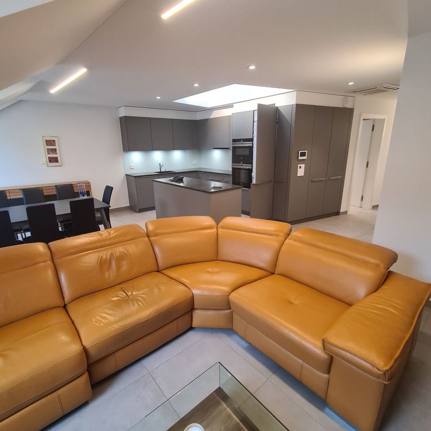 3.5-room penthouse apartment “rare object” - Photo 1