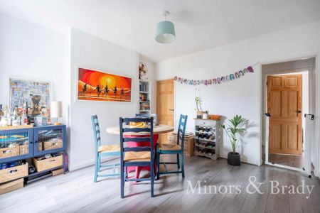 2 bedroom terraced house to rent - Photo 3