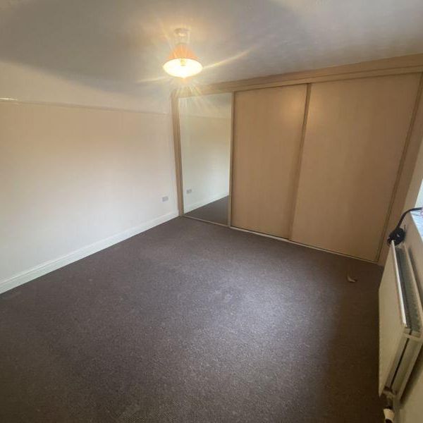 3 bedroom property to rent - Photo 1