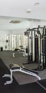 Varsity Lakes - Photo 4